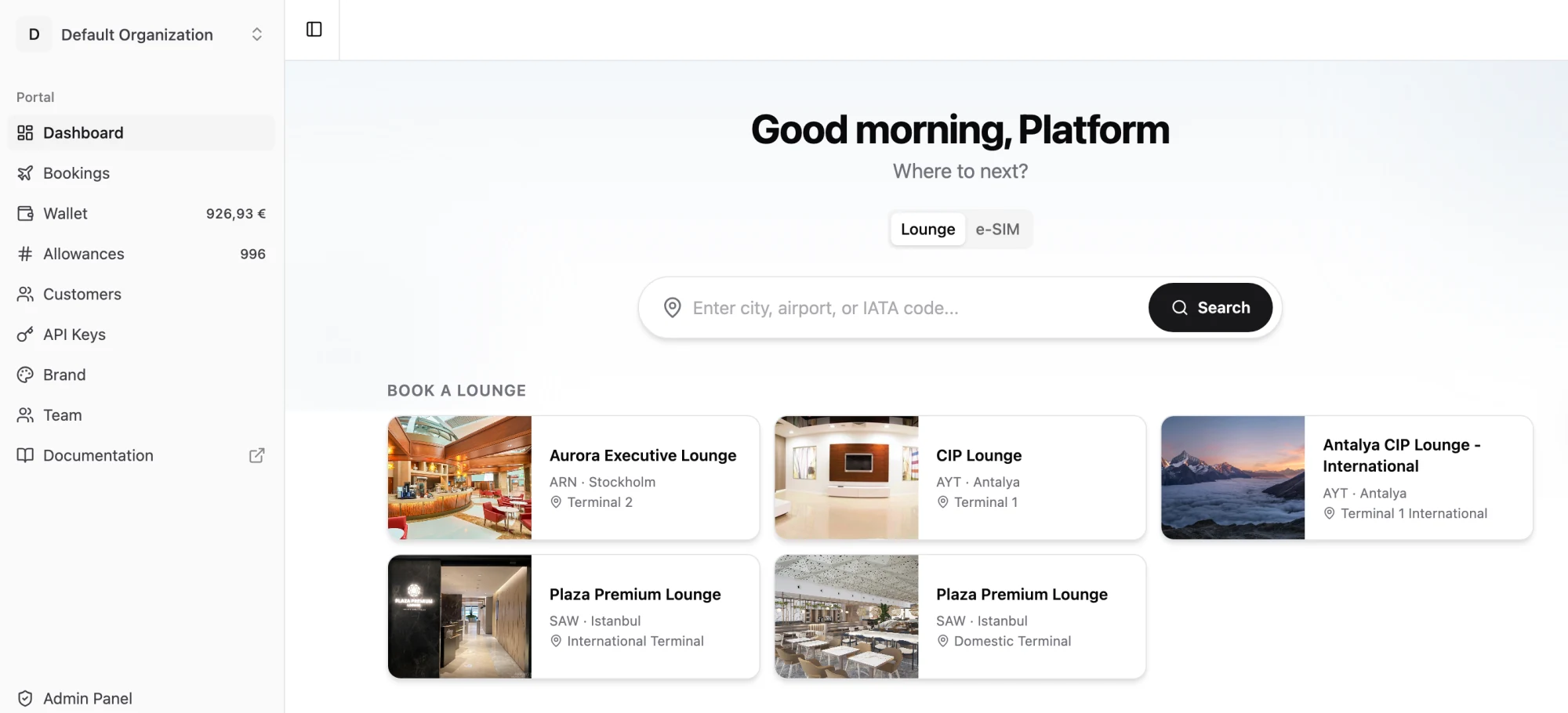 Stoa B2B portalında lounge arama, rezervasyon, cüzdan, kullanım hakkı ve API yönetimi ekranı